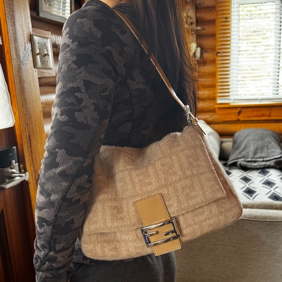 Fendi Handbags - RARE Wool Fendi Mama Baguette